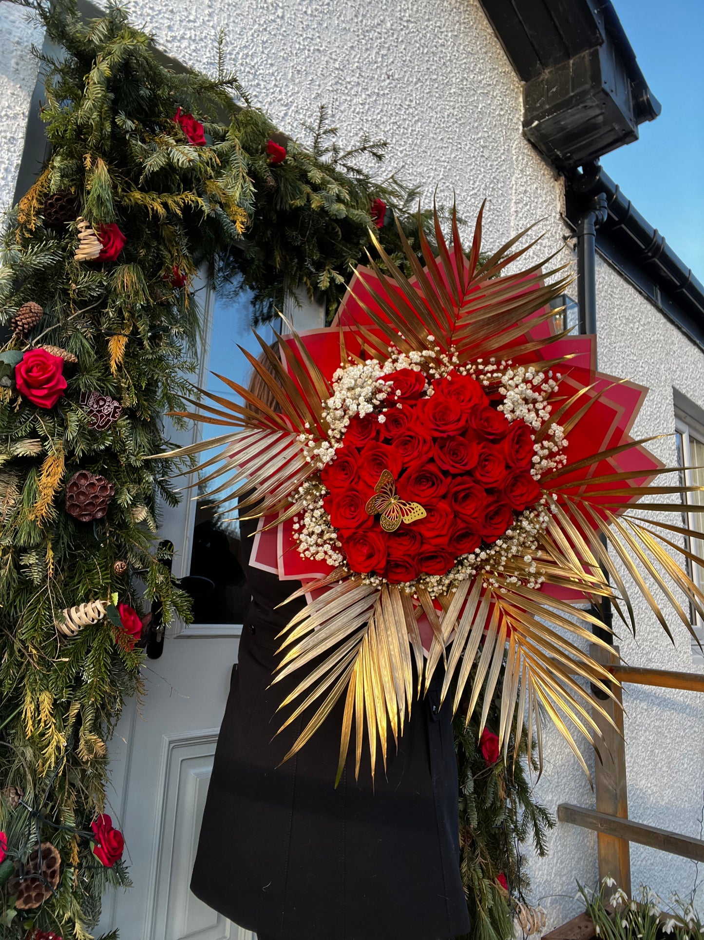 🌹 Two Dozen Luxurious Devotions 🌹