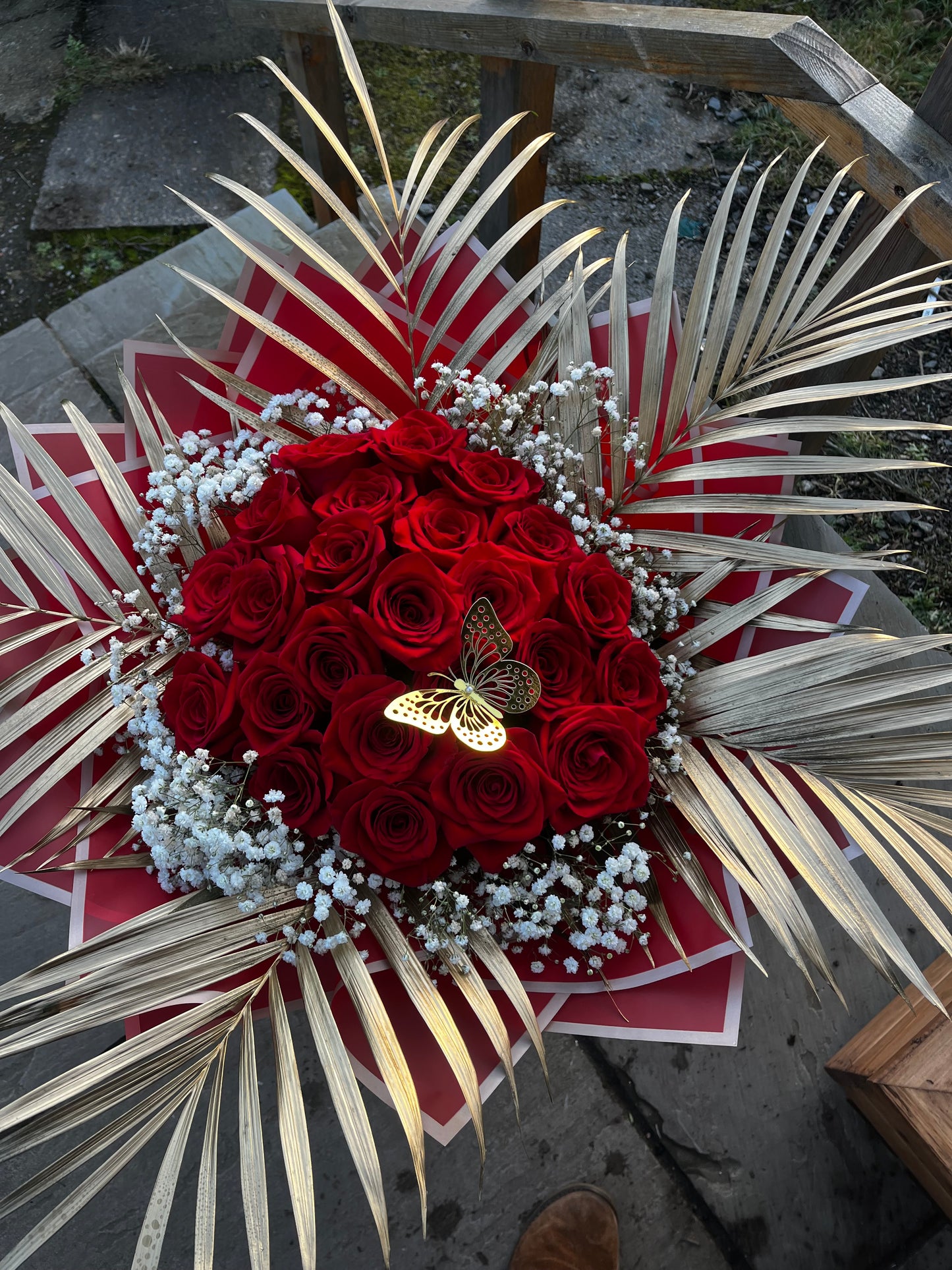 🌹 Two Dozen Luxurious Devotions 🌹