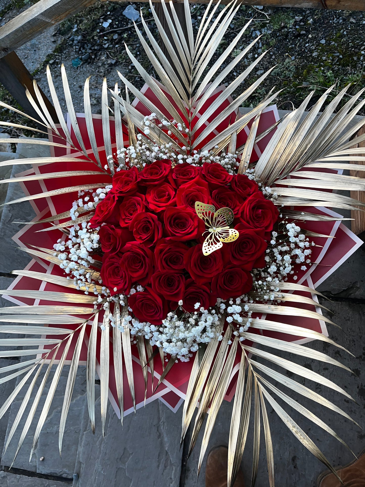 🌹 Two Dozen Luxurious Devotions 🌹