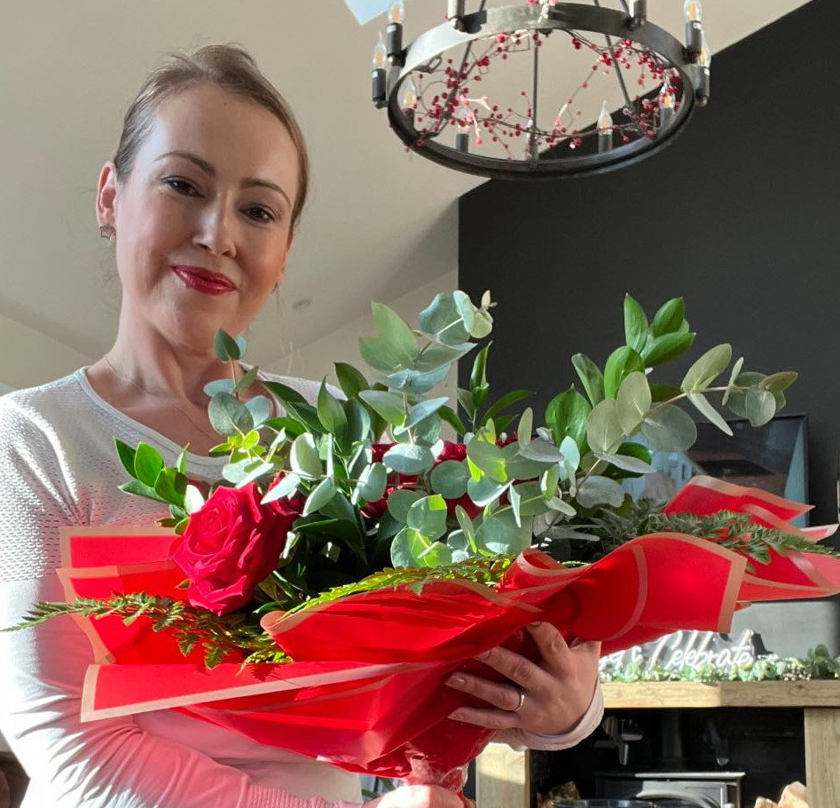 🌹Half a Dozen Heartbeats🌹